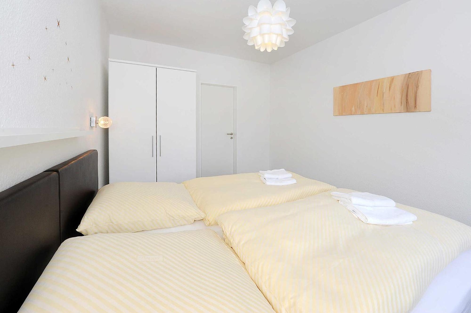 Haus Kunterbunt Apartment Bensersiel Bagian luar foto
